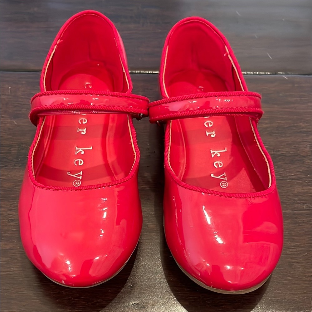 Patent Red Kids Mary Jane Shoes. 12.5 Valentines 💌